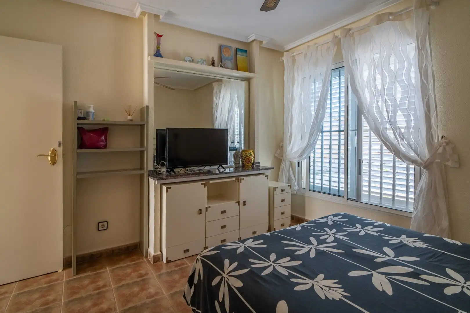 Dormitori de Casa adosada en venda en Torrevieja amb Calefacció, Jardí privat i Terrassa