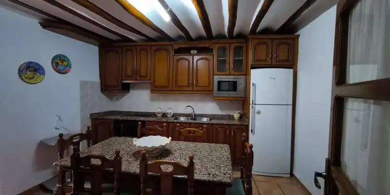 Cuina de Casa o xalet en venda en Lorca amb Jardí privat