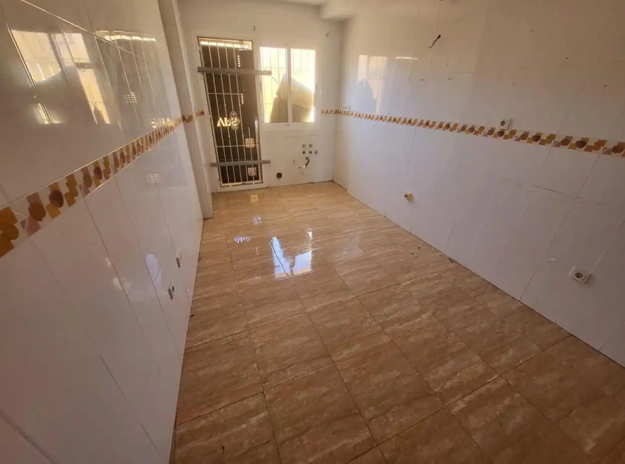 Piso en venta en La Aljorra