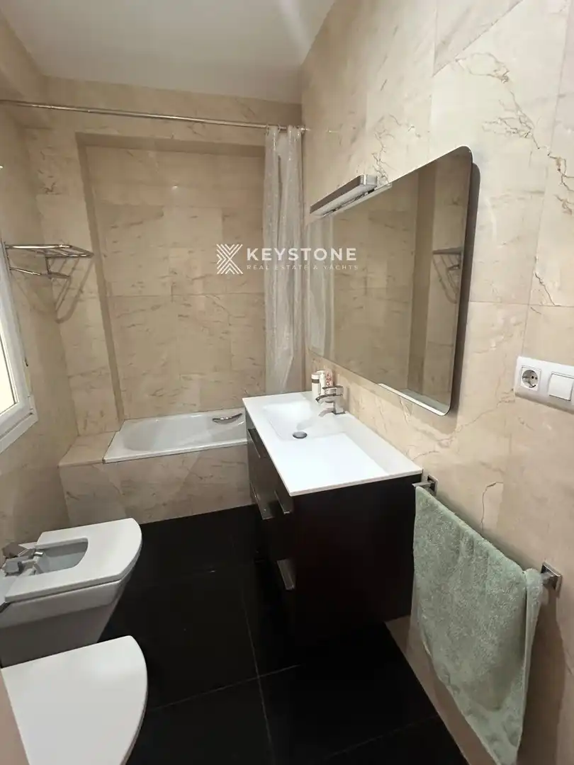 Badezimmer von Wohnung zur Miete in Alicante / Alacant mit Klimaanlage, Heizung und Terrasse