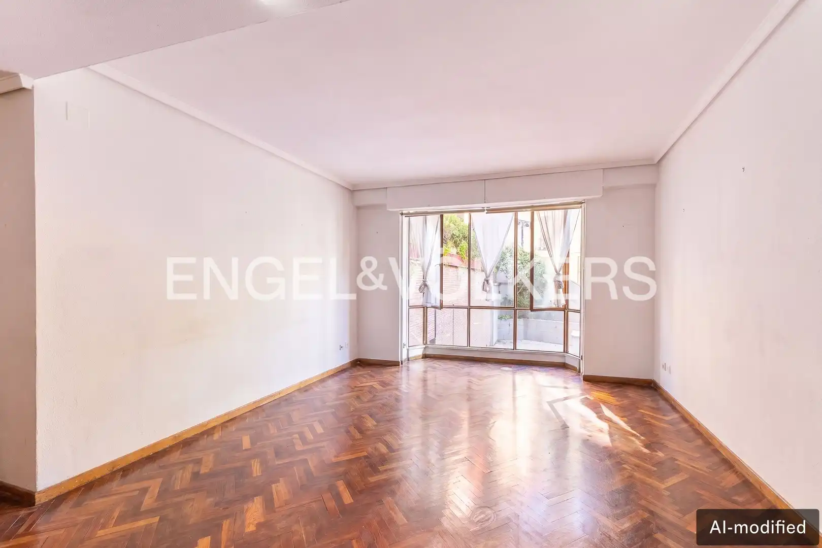 Außenansicht von Wohnung zum Verkauf in Madrid mit Heizung und Parkett
