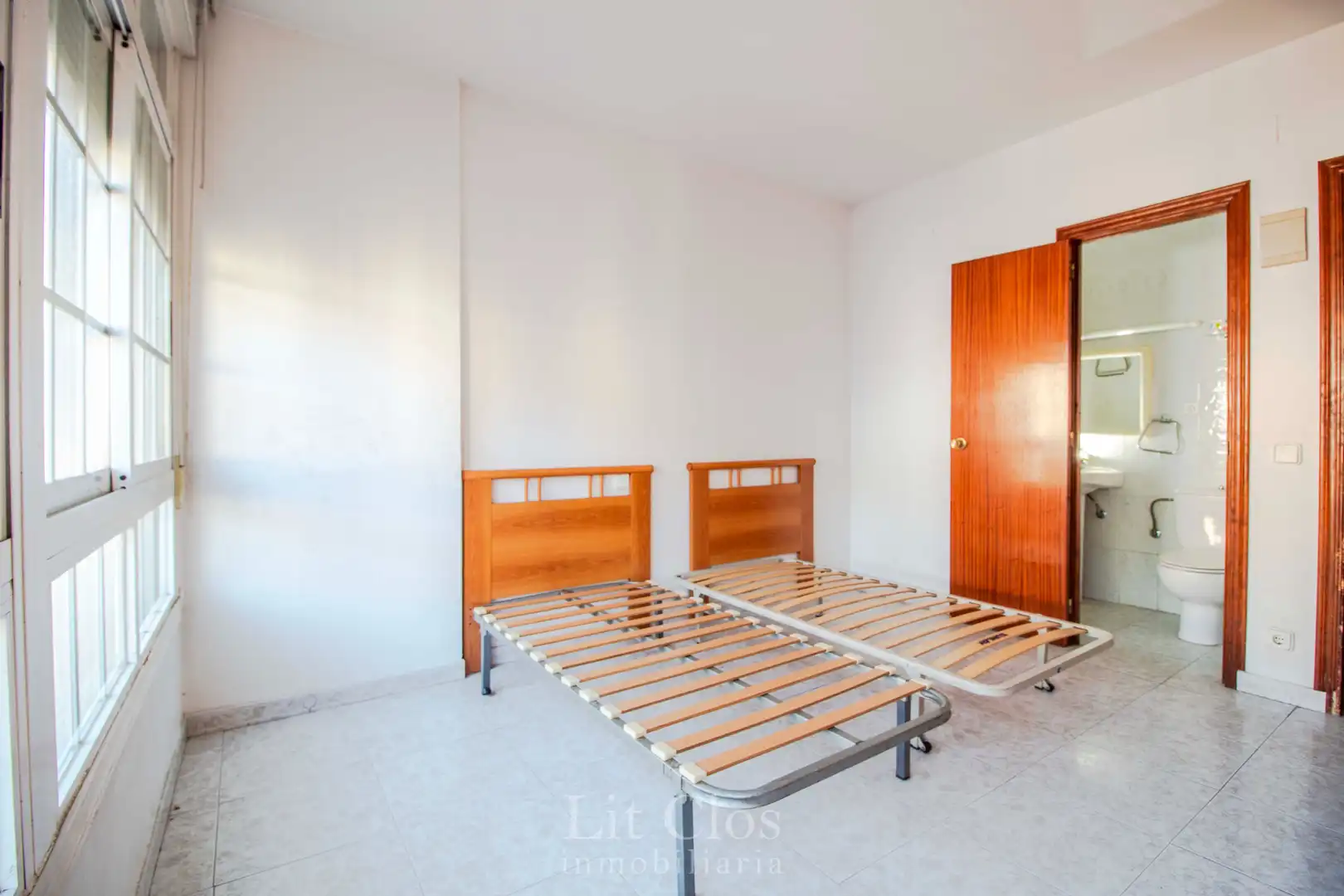 Dormitori de Edifici en venda en Vilamartín de Valdeorras