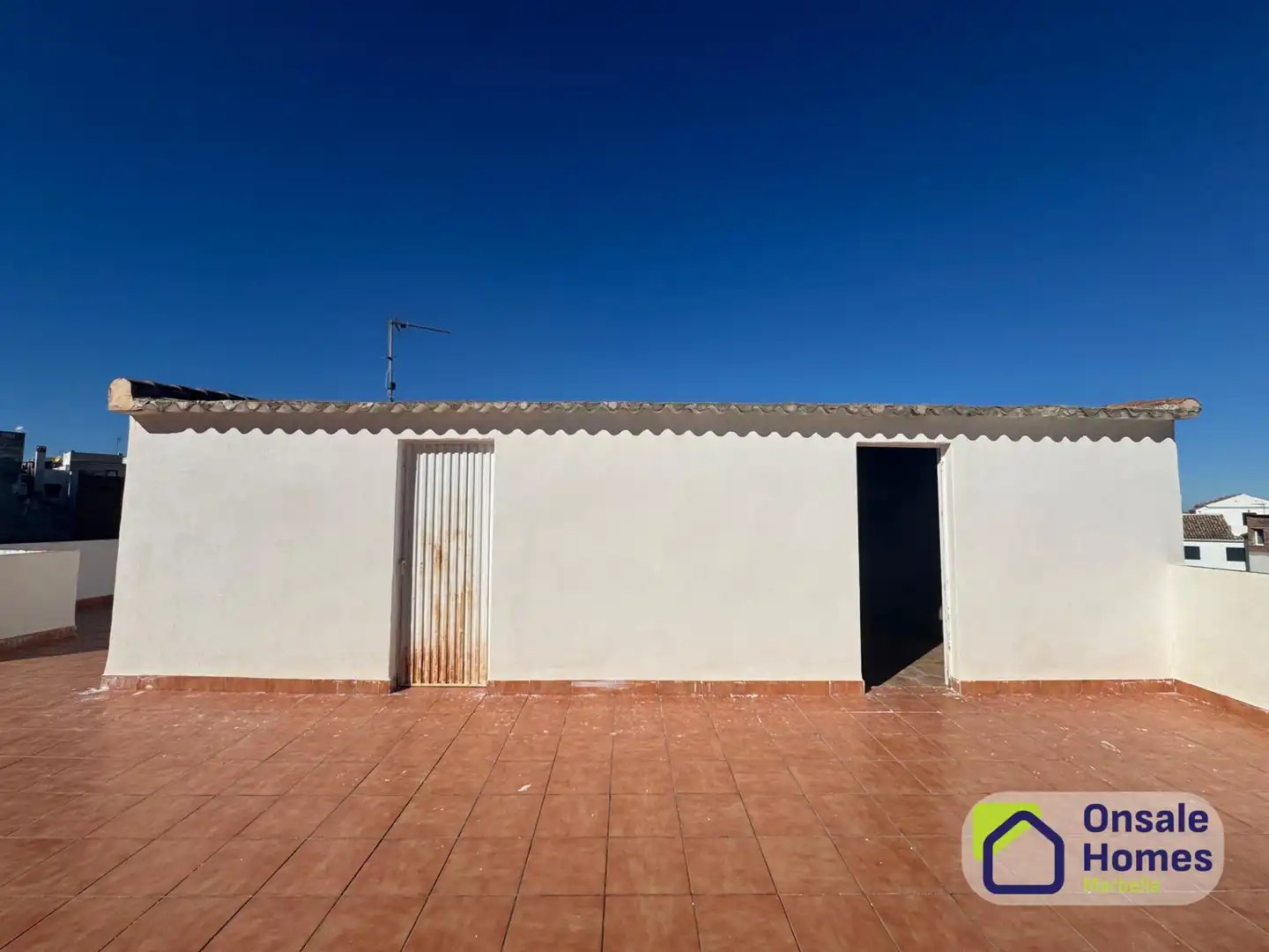 Vista exterior de Ático en venta en Alhaurín El Grande con Aire acondicionado, Terraza y Trastero