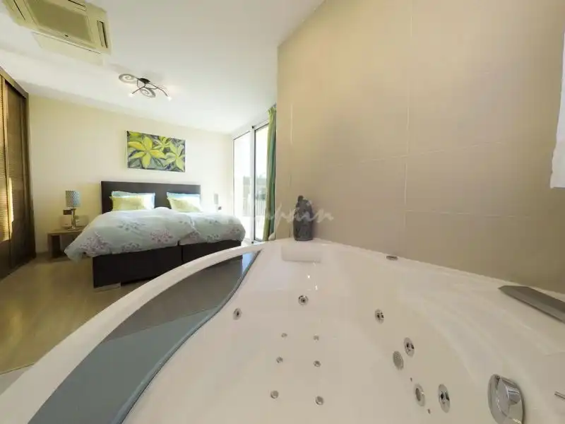Apartamento en venta en La Caleta