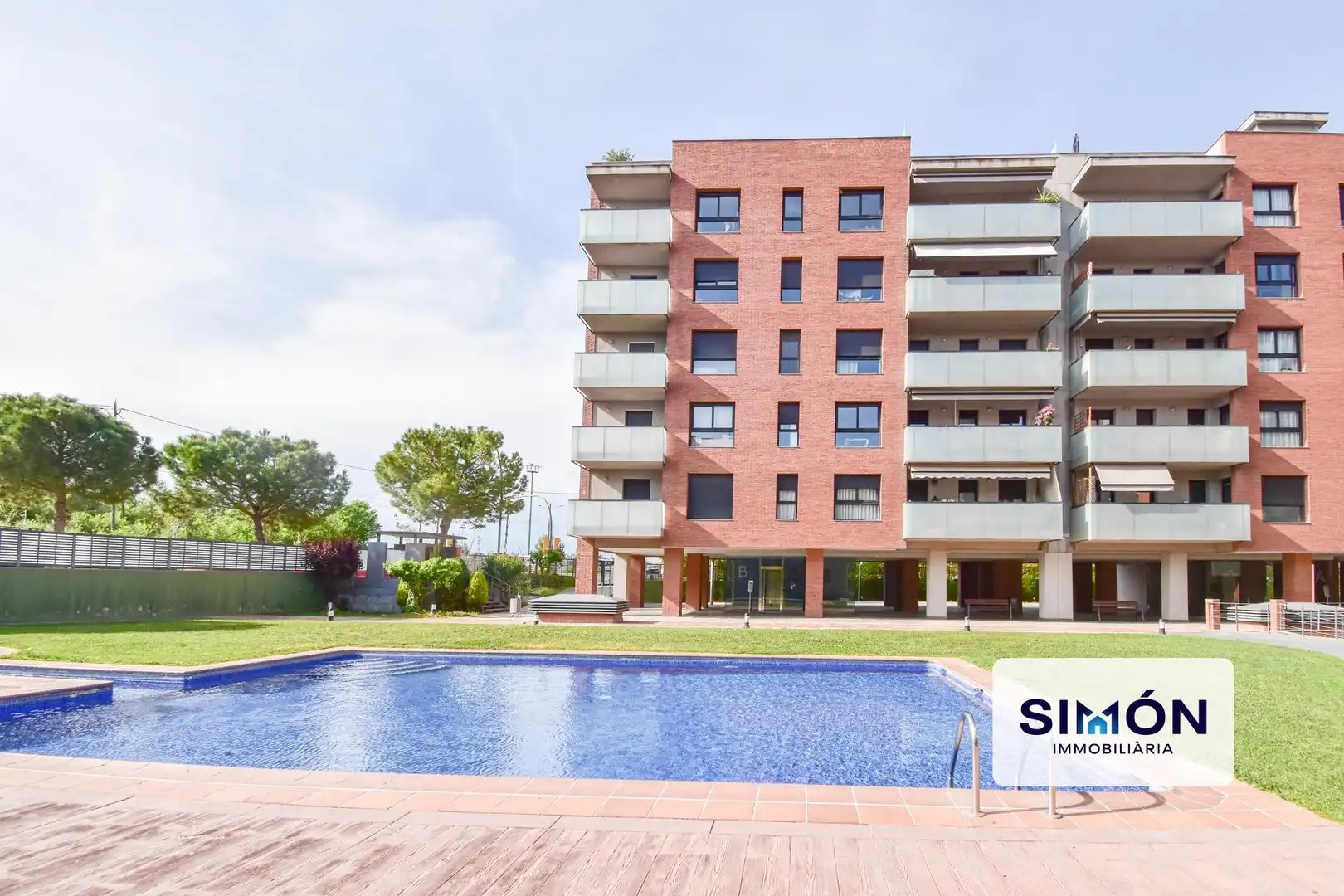 Swimming pool of Flat for sale in Manresa  with Heating, Balcony and Community pool
