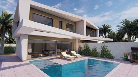 Foto 2 de Piso en venta en Avinguda de Polonia, Novamar - Mediterráneo, Alicante