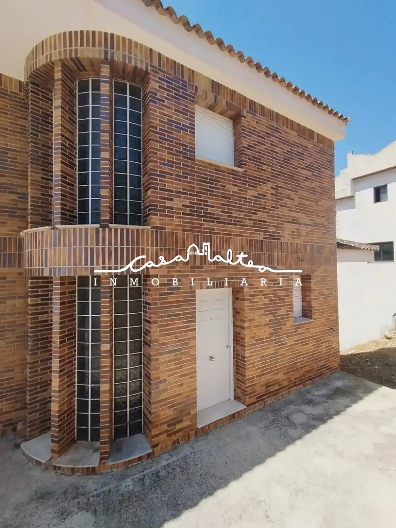 Exterior view of Houses for sale in L'Alfàs del Pi  with Private garden and Terrace