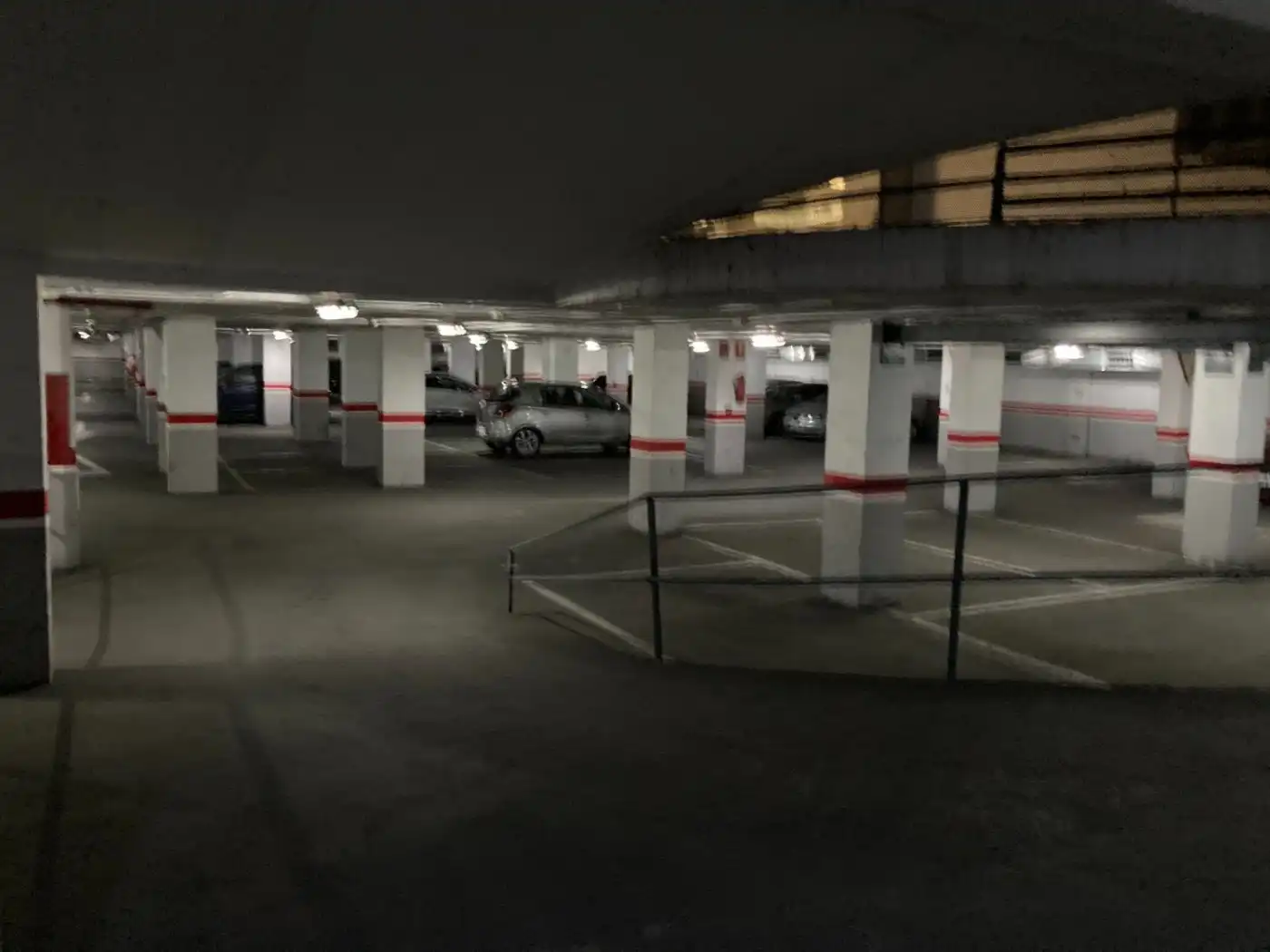 Parkplatz von Garage zur Miete in Elche / Elx