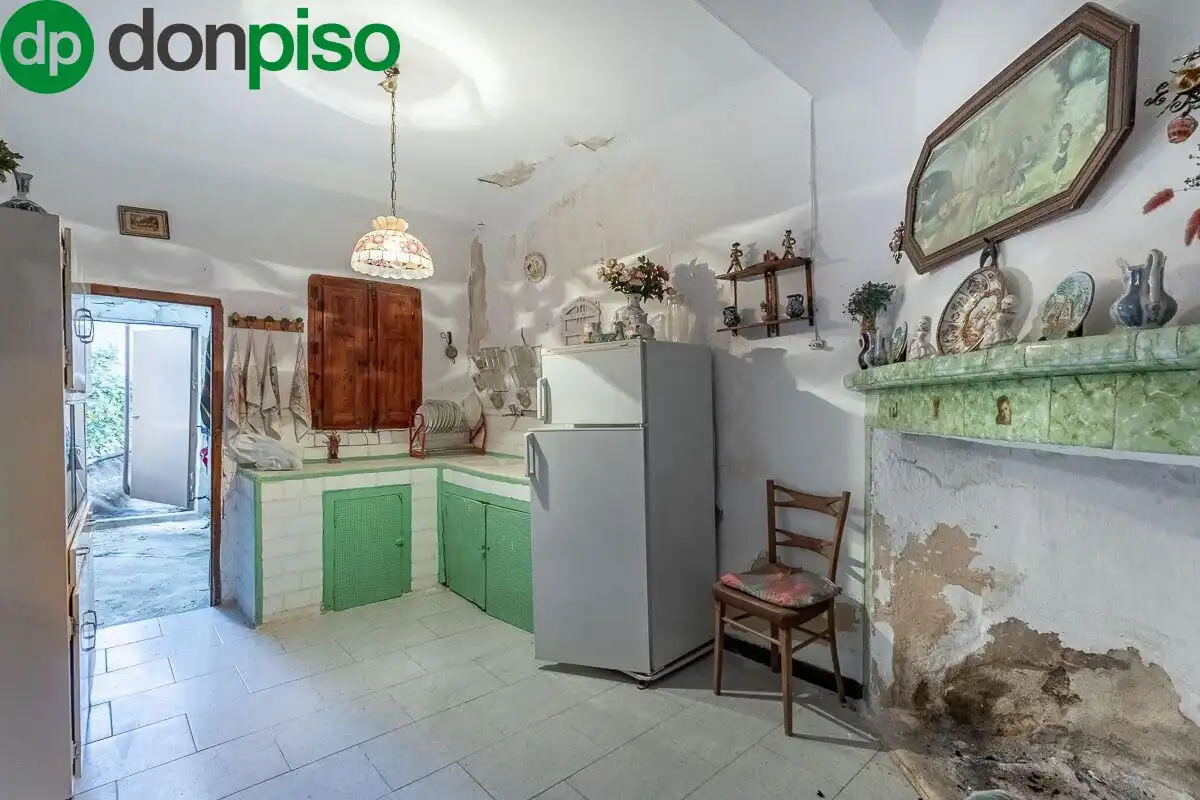 Cuina de Finca rústica en venda en Dúrcal amb Jardí privat, Terrassa i Balcó