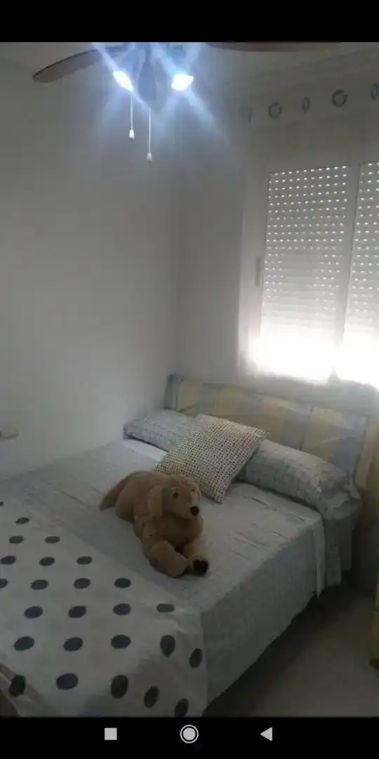 Dormitori de Apartament en venda en Torrevieja amb Aire condicionat