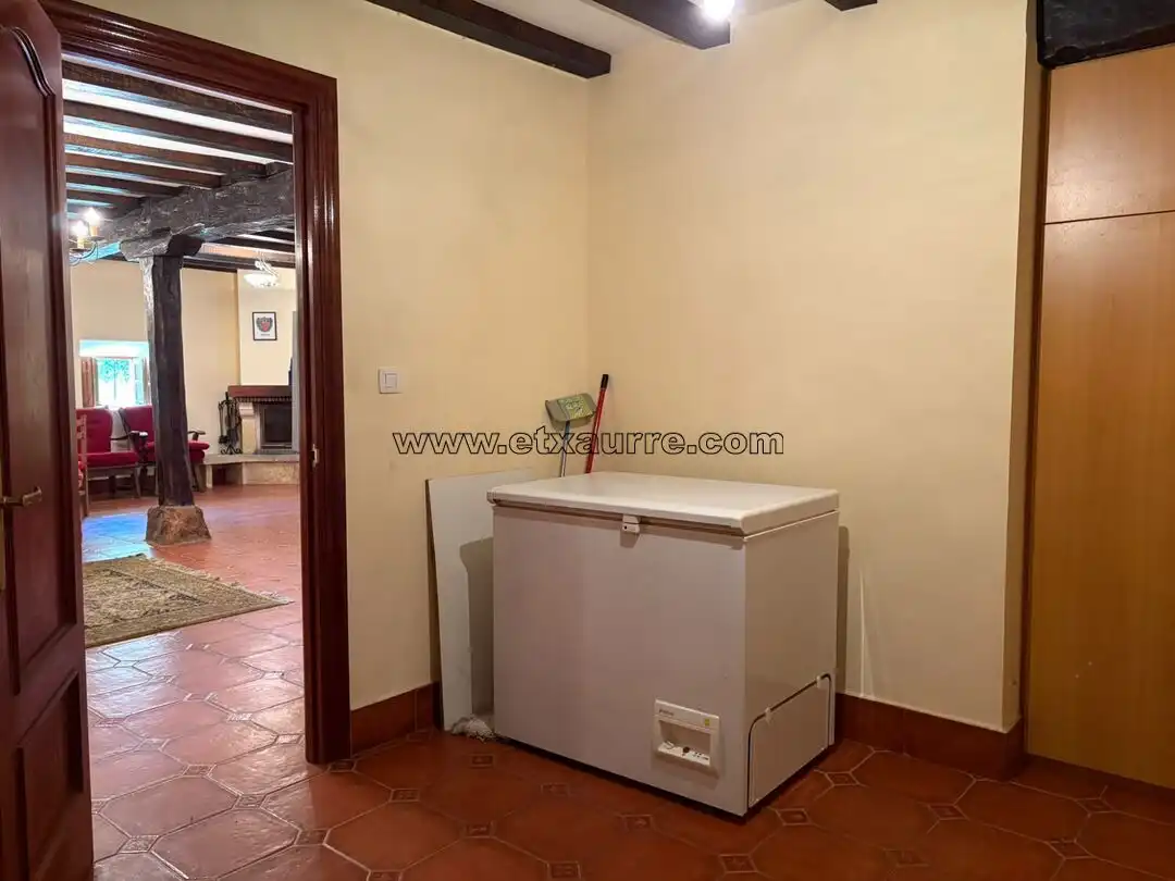 Finca rústica en venda en Laudio / Llodio amb Calefacció i Moblat
