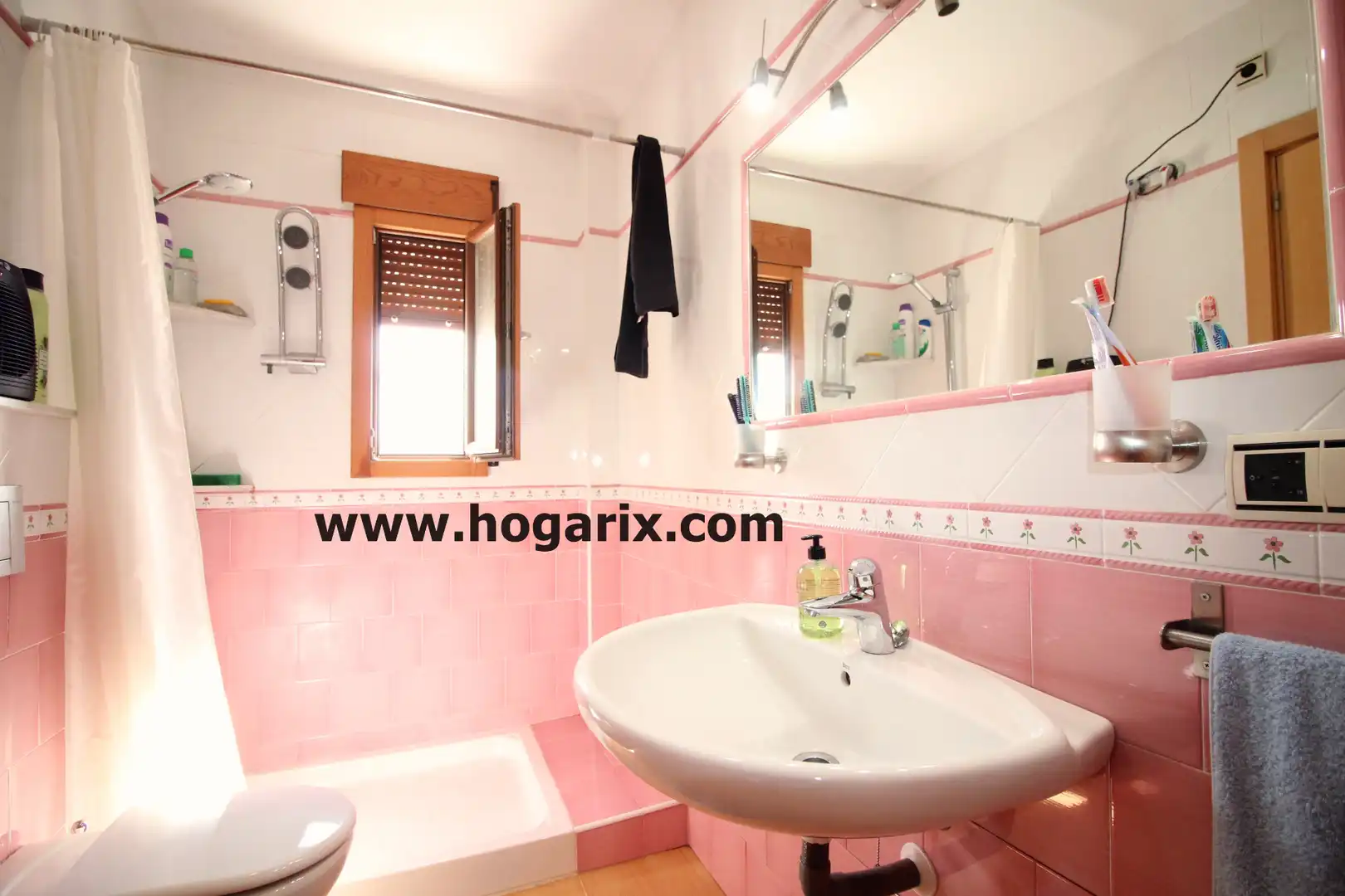 Bathroom of Flat for sale in Villanueva de los Castillejos  with Terrace and Balcony