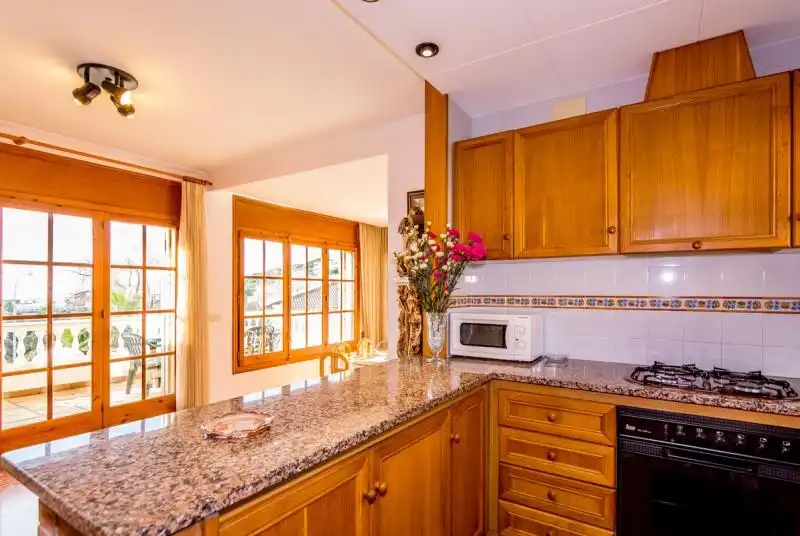 Cocina de Casa o chalet en venta en Lloret de Mar con Calefacción, Jardín privado y Piscina