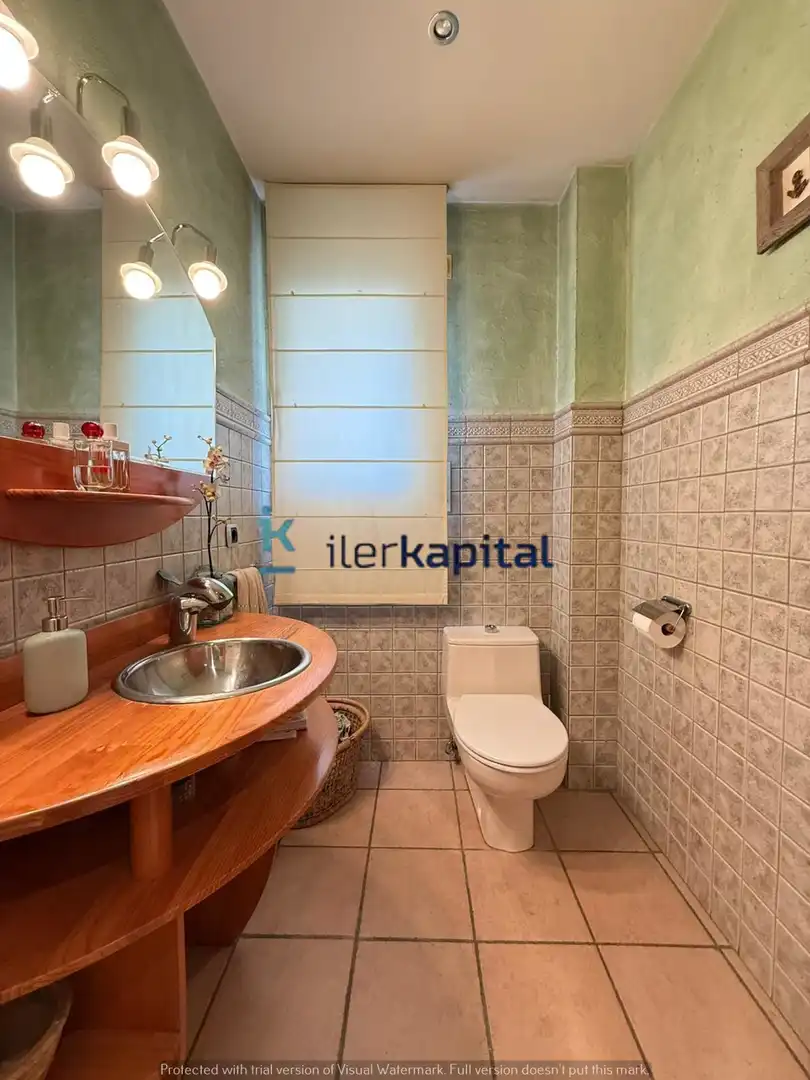 Baño de Casa adosada en venta en Anglesola con Aire acondicionado, Calefacción y Jardín privado