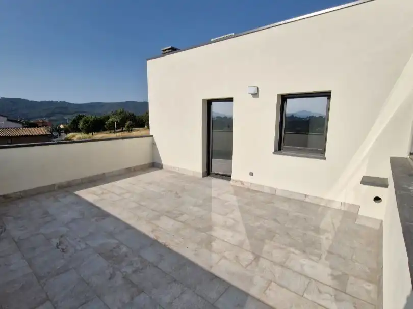 Casa aparellada amb jardí en venda a Carrer Ramon Llull 13, imagen 12