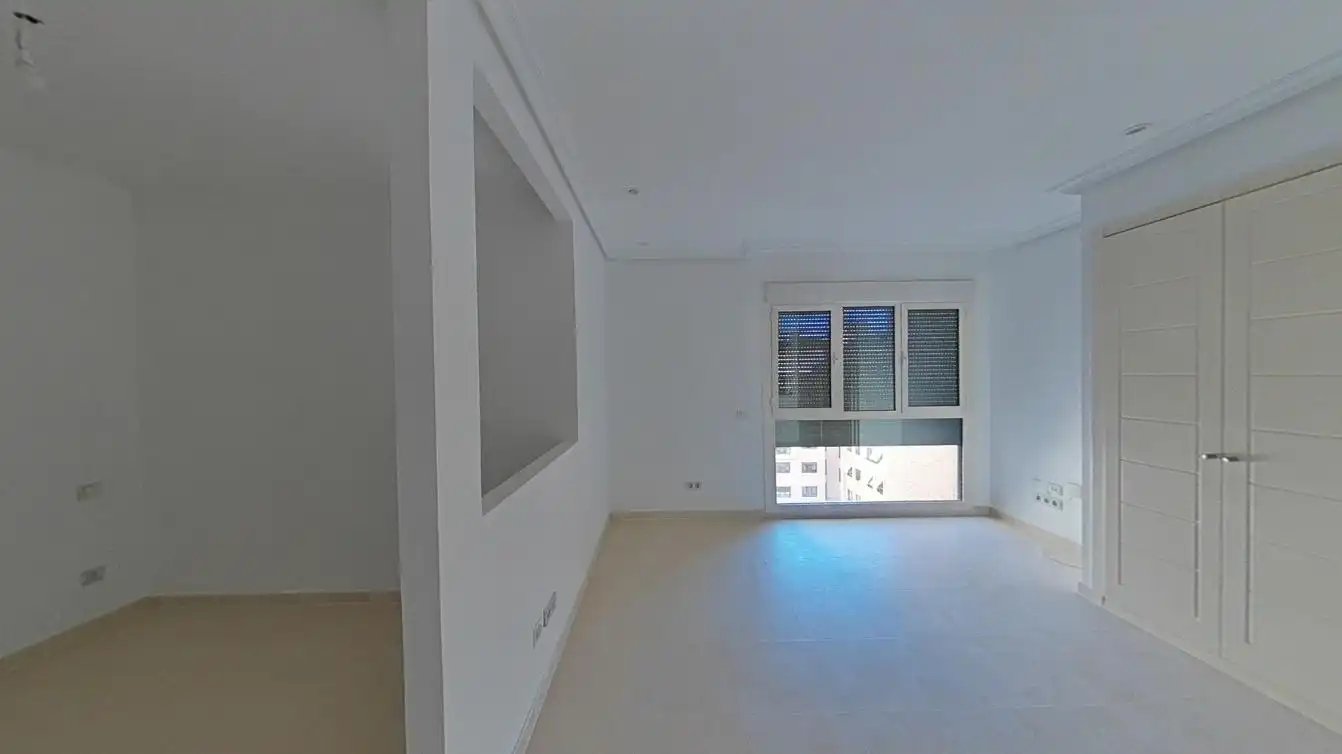 Living room of Flat for sale in Madrid  with Storage room, Swimming Pool and Oven