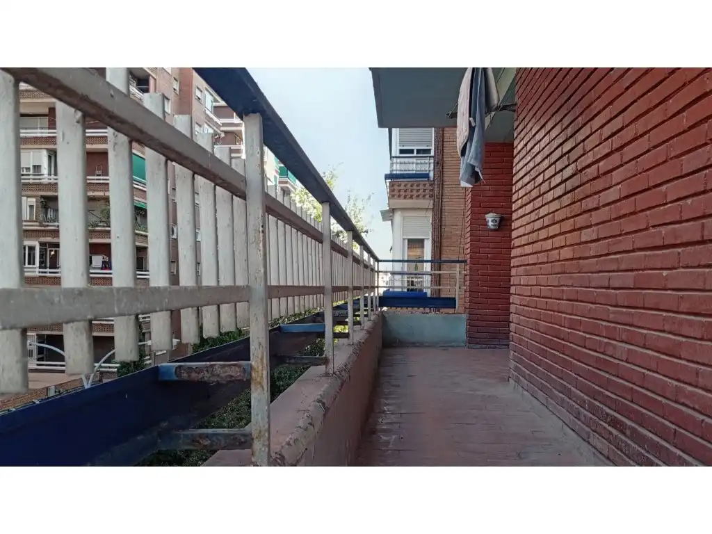 Vista exterior de Piso en venta en Granada con Terraza