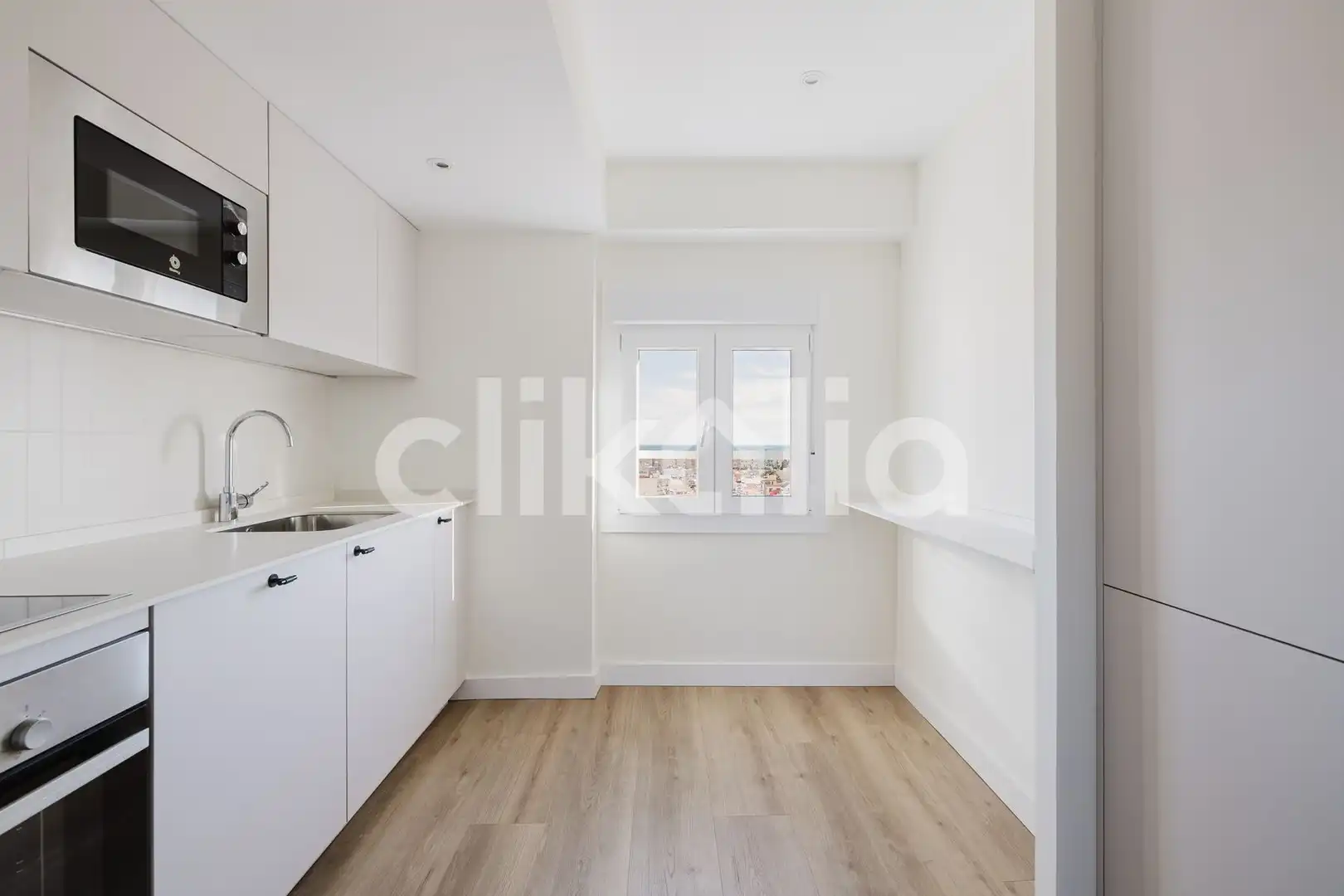 Cocina de Piso en venta en Carretera de Cádiz