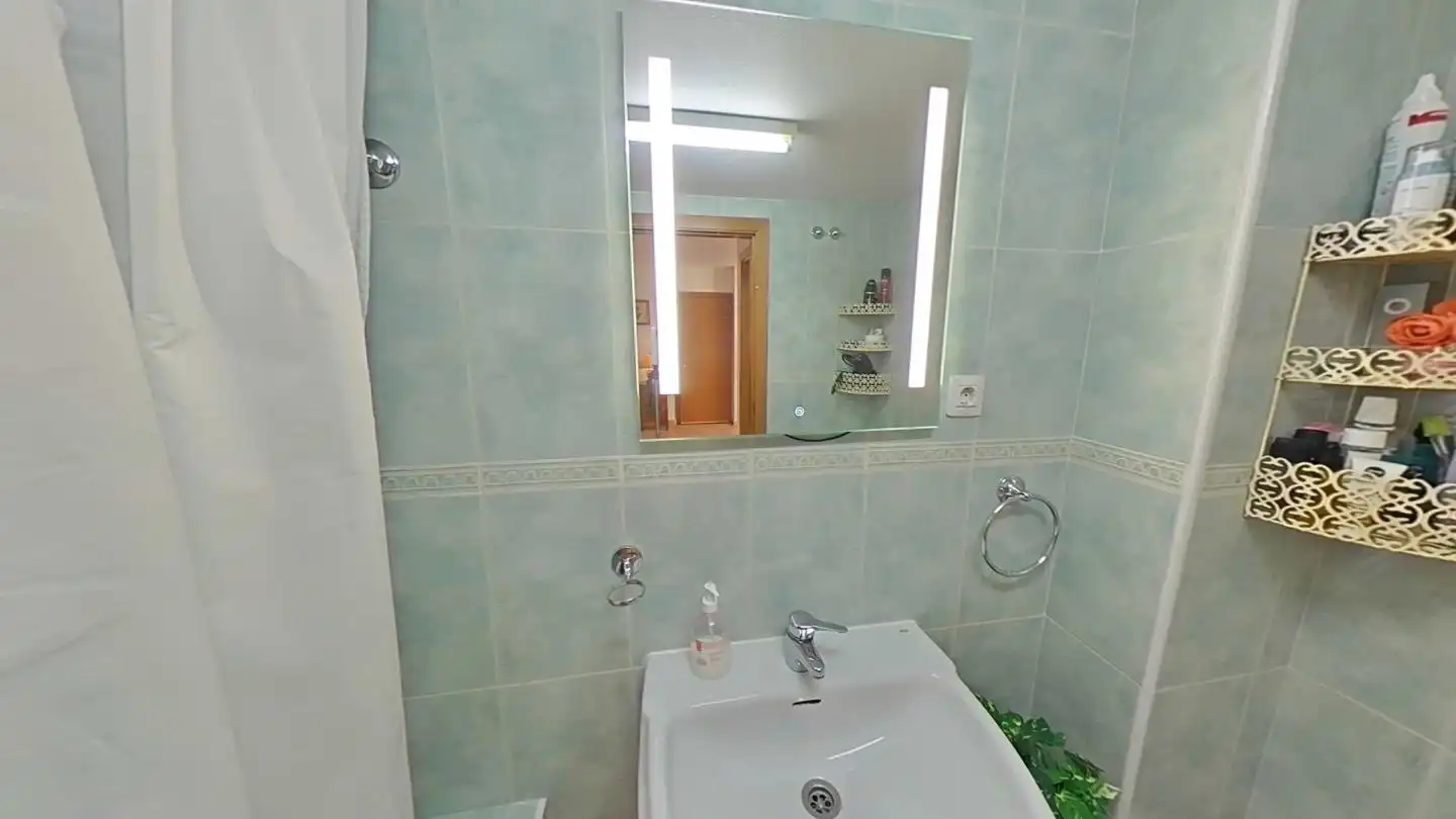Baño de Apartamento en venta en La Manga del Mar Menor con Aire acondicionado, Terraza y Trastero
