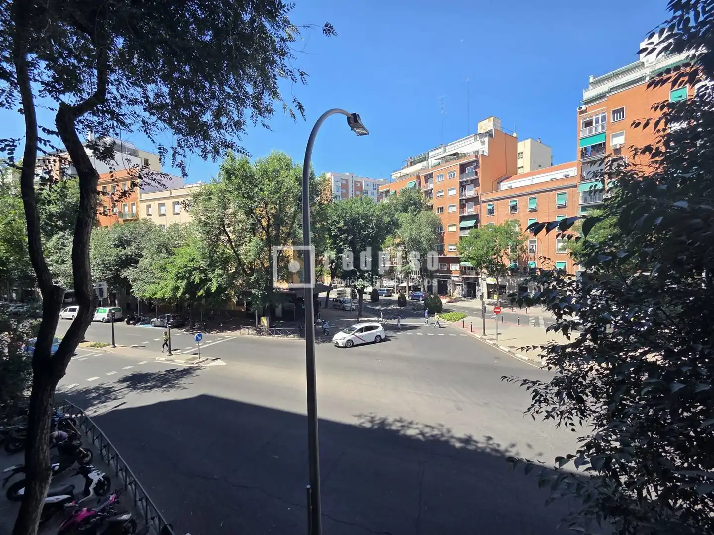 Außenansicht von Wohnung zum Verkauf in Madrid mit Heizung und Terrasse