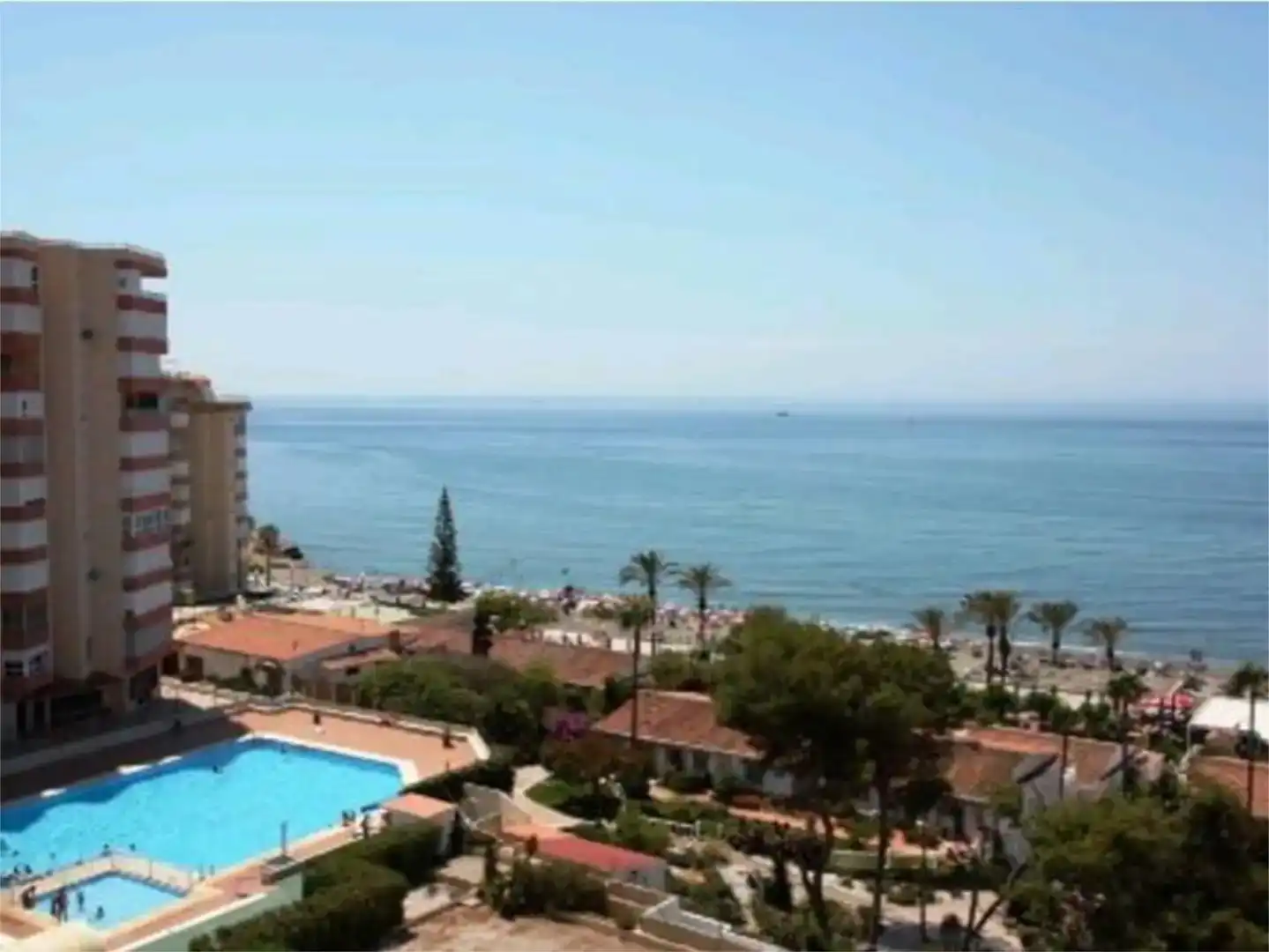 Schlafzimmer von Wohnungen zur Miete in Torrox mit Klimaanlage, Privatgarten und Schwimmbad