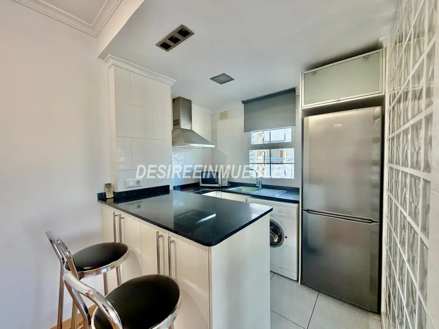 Kitchen of Flat for rent in El Pla del Real