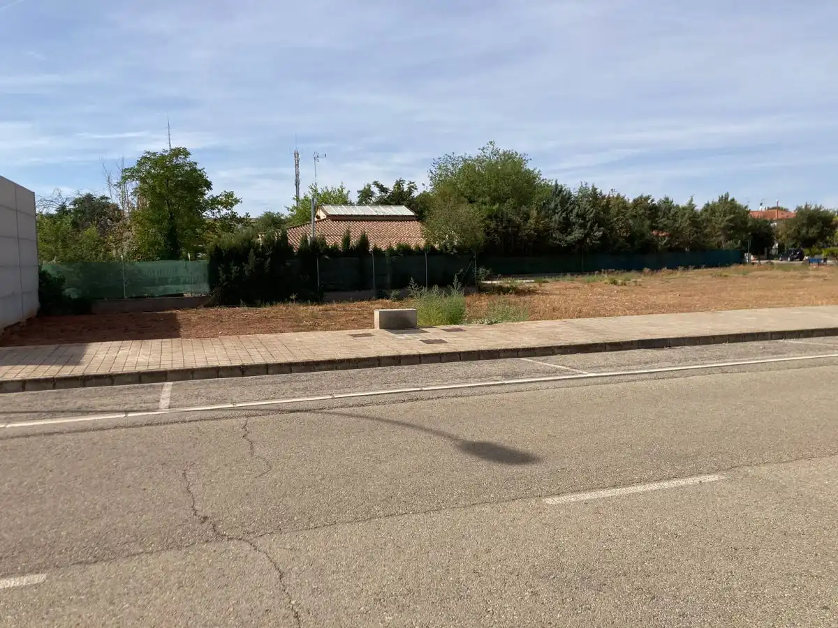 Terrenys i solars en venda a Manzanares