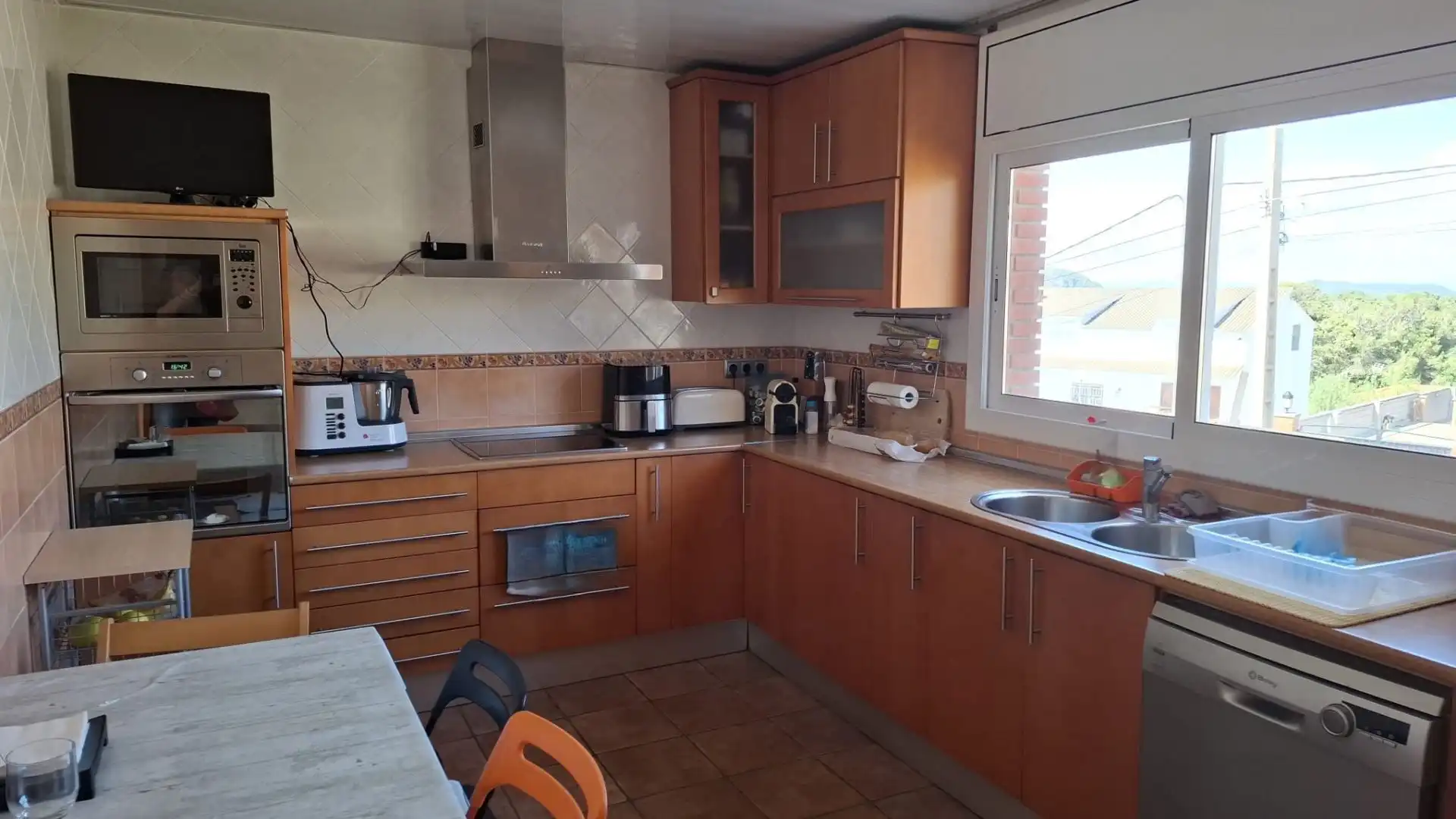 Cocina de Casa o chalet en venta en Olesa de Bonesvalls con Calefacción, Terraza y Trastero