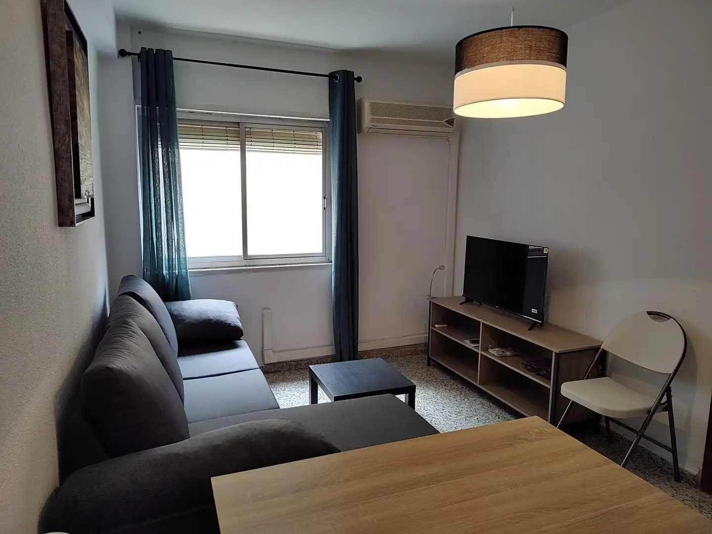 Sala d'estar de Pis de lloguer en Jaén amb Aire condicionat, Calefacció i Terrassa