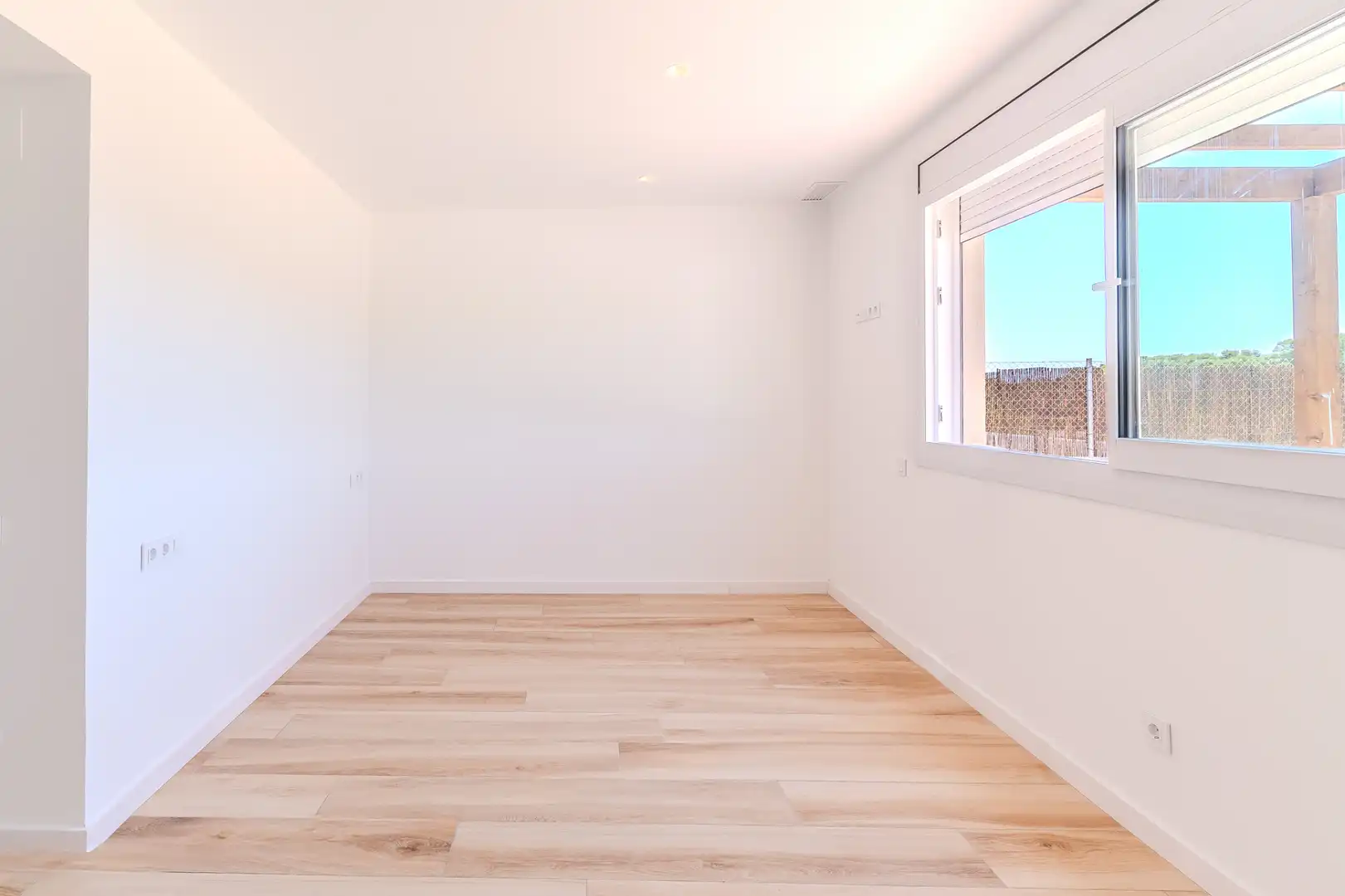Schlafzimmer von Haus oder Chalet zum Verkauf in L'Ametlla de Mar  mit Klimaanlage, Heizung und Privatgarten