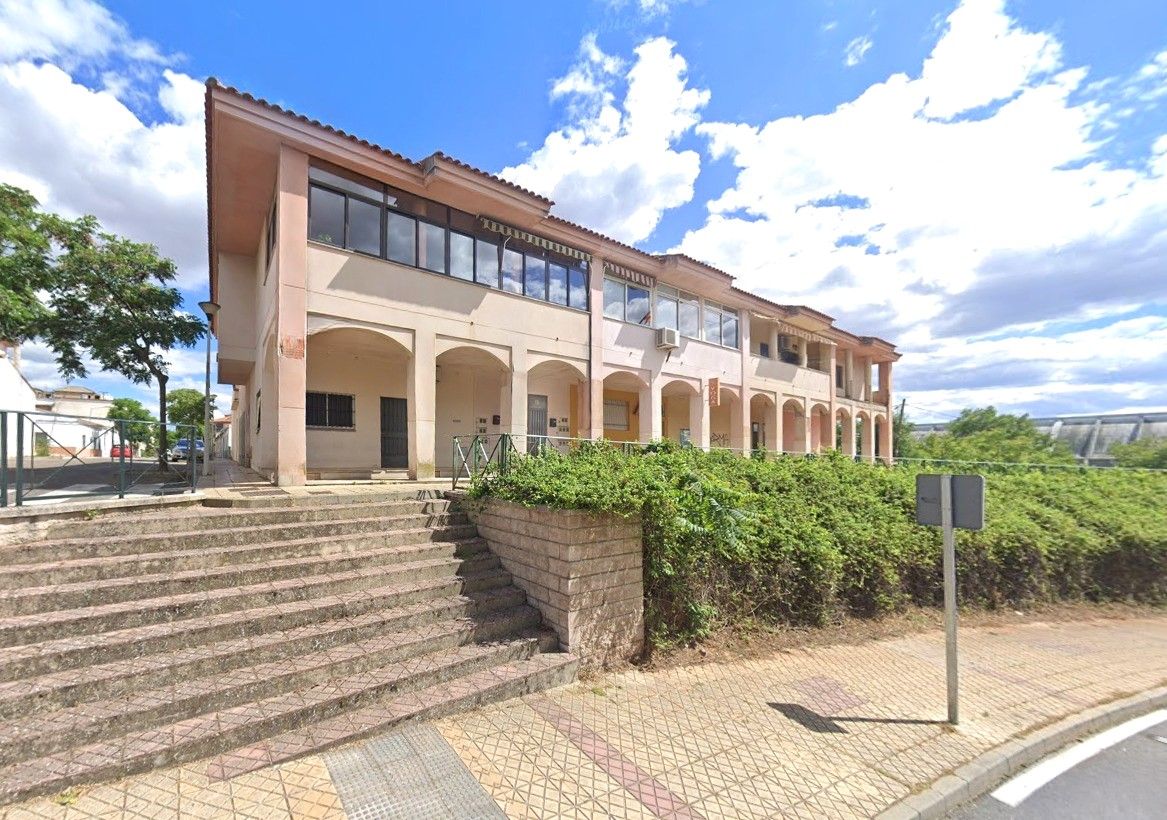 Exterior view of Apartment for sale in Cáceres Capital
