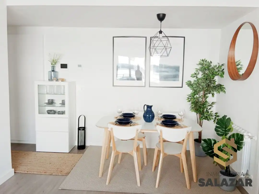 Comedor de Ático de alquiler en Bilbao  con Calefacción, Jardín privado y Terraza
