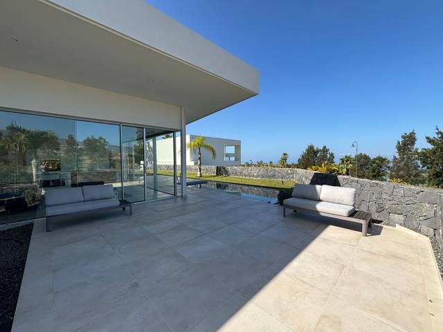 Casa-chalet en Alquiler en Calle Maria Zambrano en Playa de San Juan