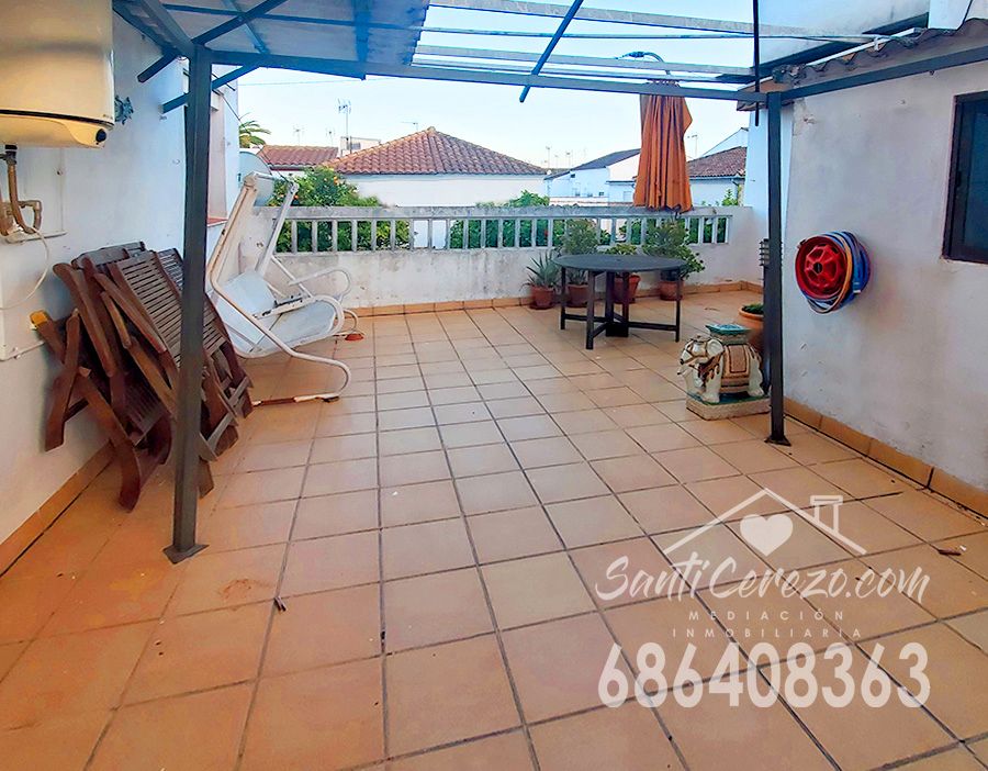 Terrassa de Dúplex en venda en Montilla amb Terrassa i Moblat