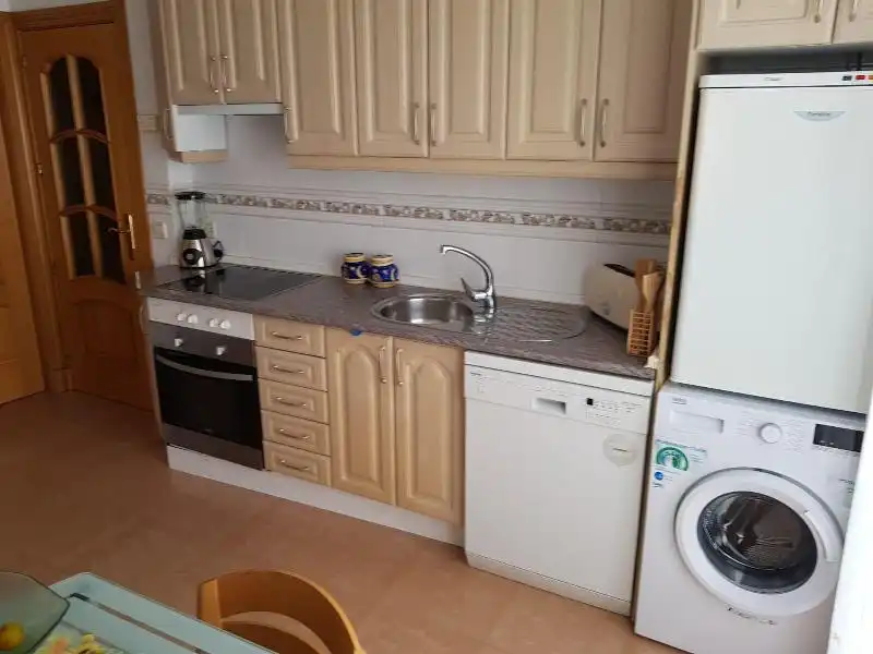 Küche von Maisonette zum Verkauf in Plasencia mit Klimaanlage, Heizung und Privatgarten