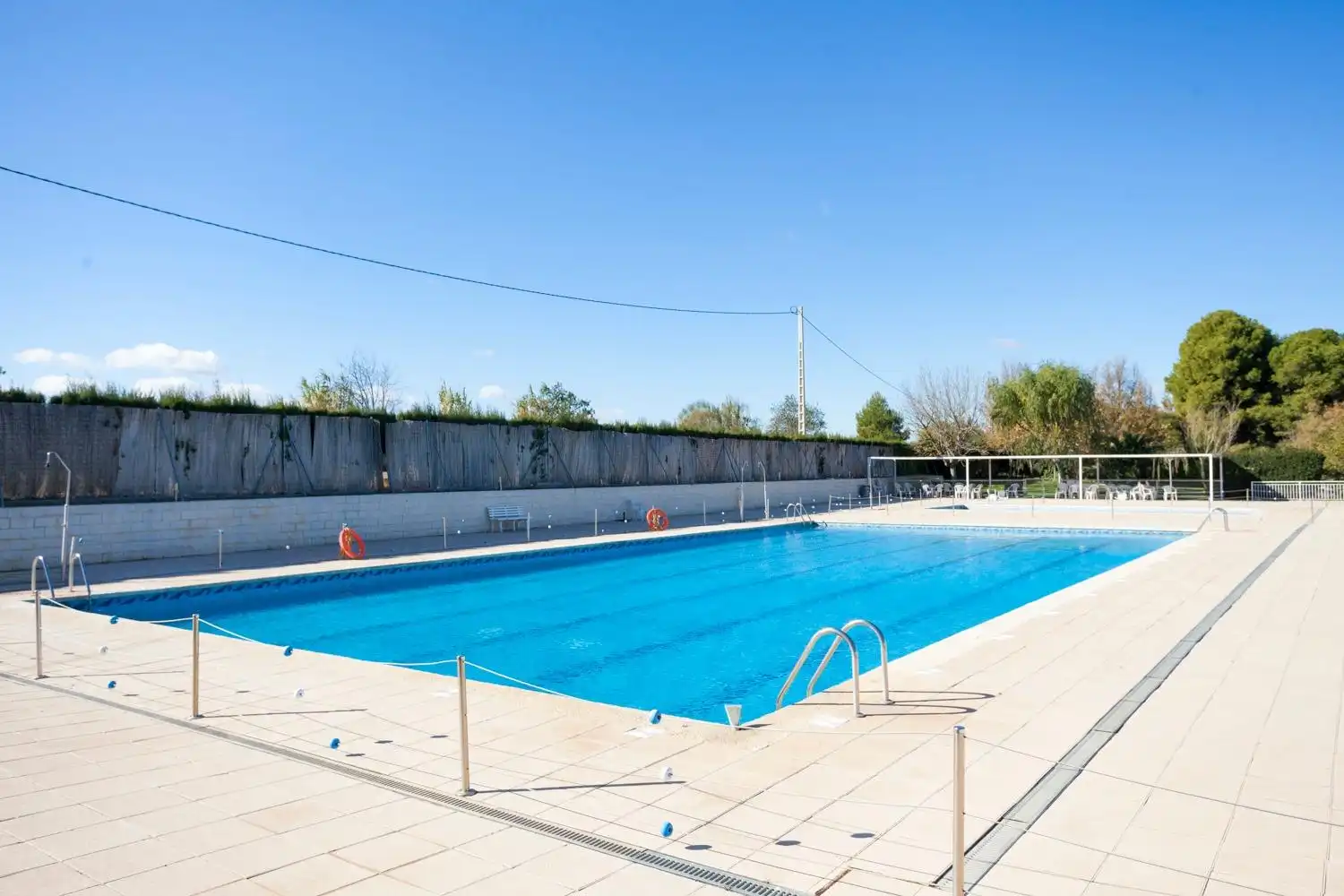 Swimming pool of Houses for sale in Zaragoza  with Air Conditioner, Heating and Private garden
