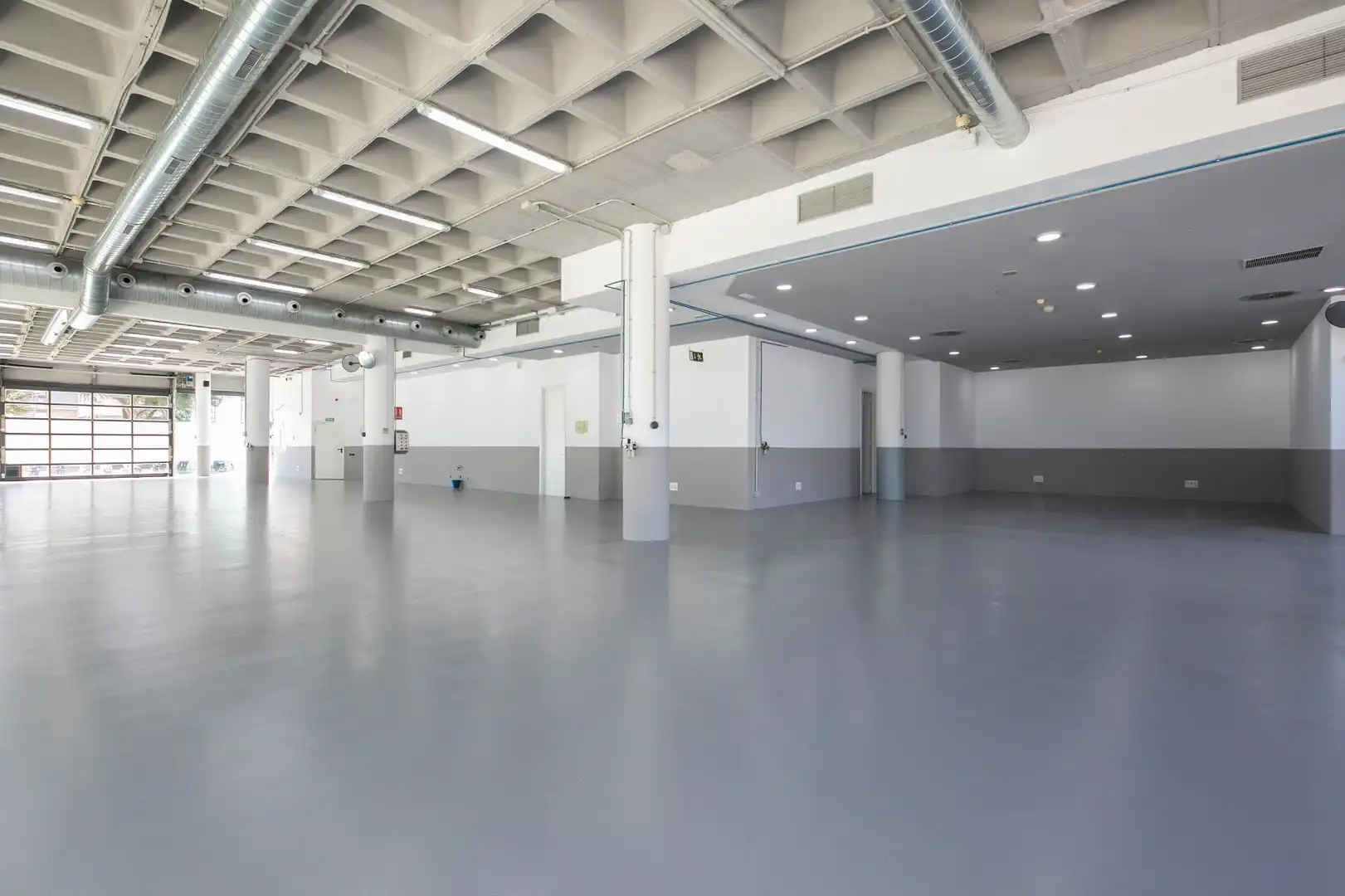 Office for rent in L'Hospitalet de Llobregat  with Air Conditioner and Heating