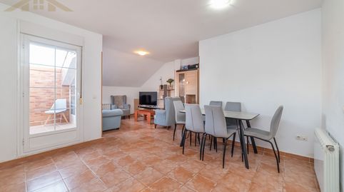 EN VENTA: ESPECTACULAR PISO EN EL CENTRO DE CIEMPOZUELOS