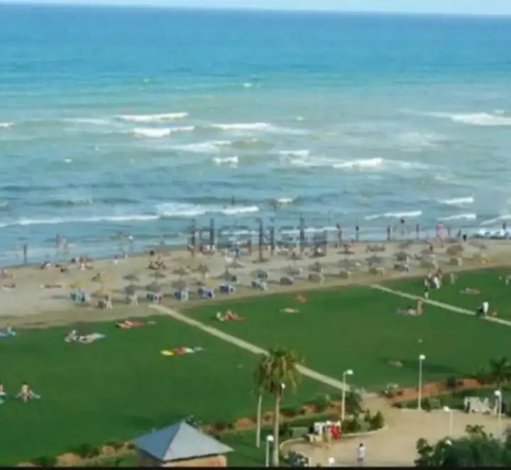 Vista exterior de Piso de alquiler en Oropesa del Mar / Orpesa con Terraza y Amueblado
