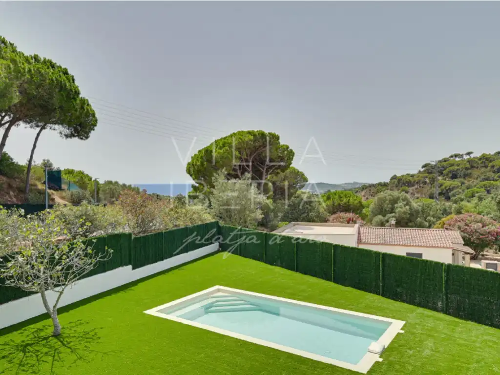 Garden of Houses for sale in Castell d'Aro, Platja d'Aro i s'Agaró  with Swimming Pool