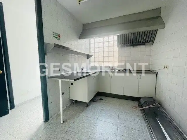 Local comercial en venda a Ponent, imagen 2