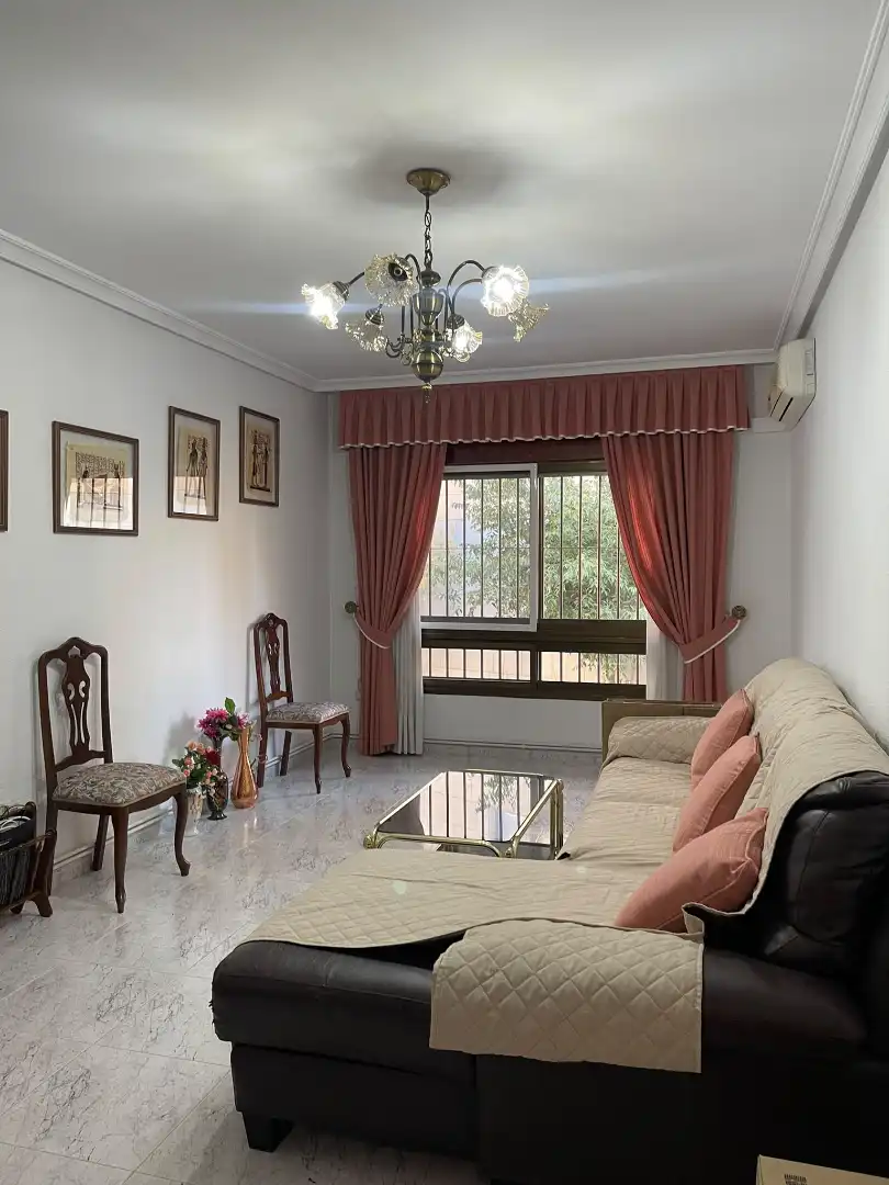 Sala de estar de Piso en venta en Miralvalle - Av. Virgen del Puerto - La Data 