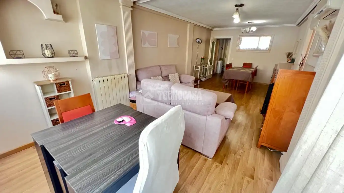 Sala de estar de Piso en venta en Alcalá de Henares con Aire acondicionado, Calefacción y Terraza