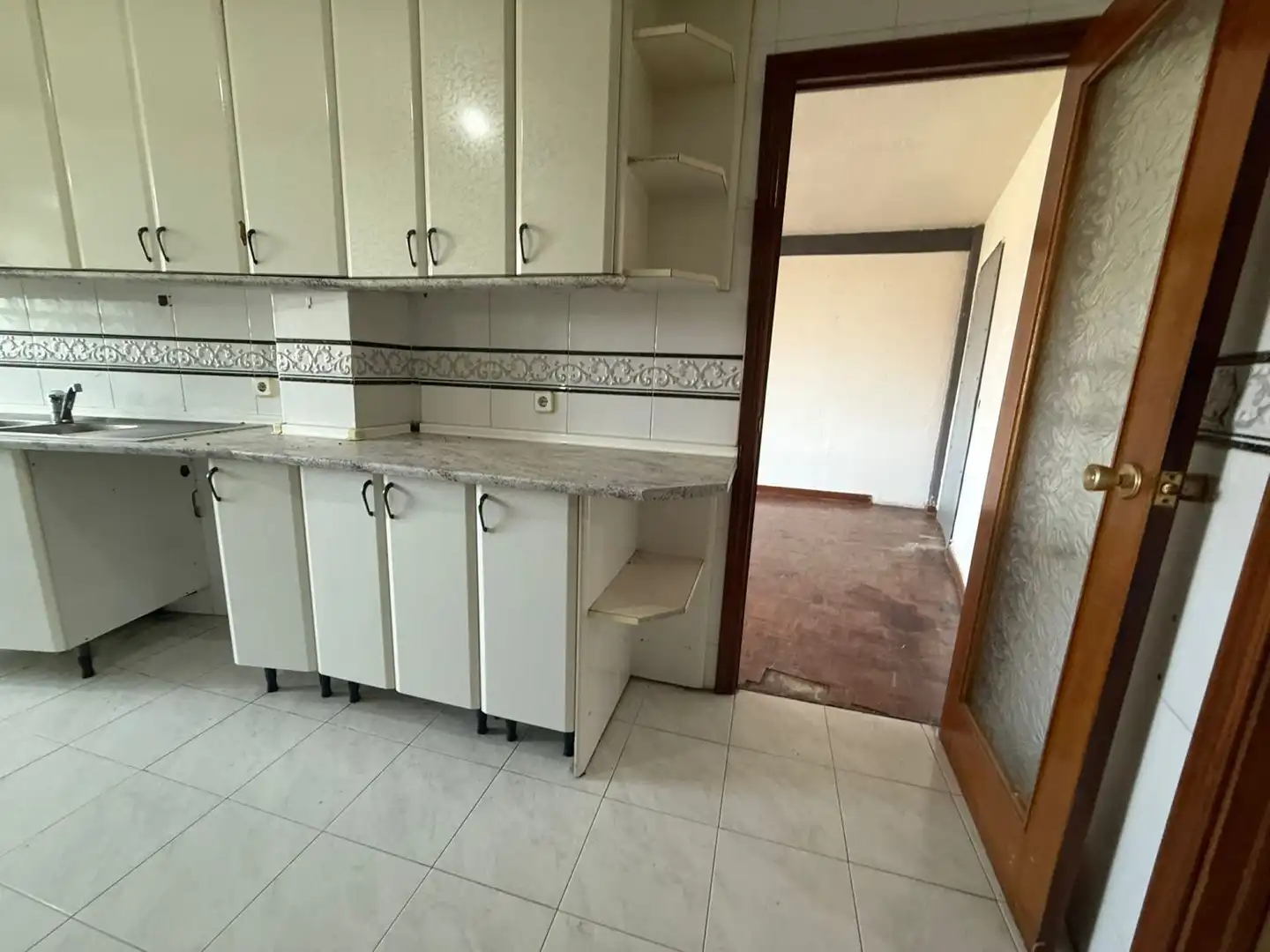 Kitchen of Flat for sale in San Martín de la Vega  with Terrace and Balcony