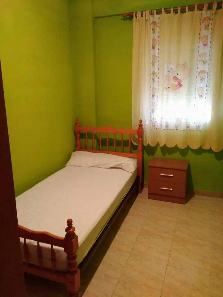 Habitación de Estudio en venta en Plasencia con Aire acondicionado y Calefacción