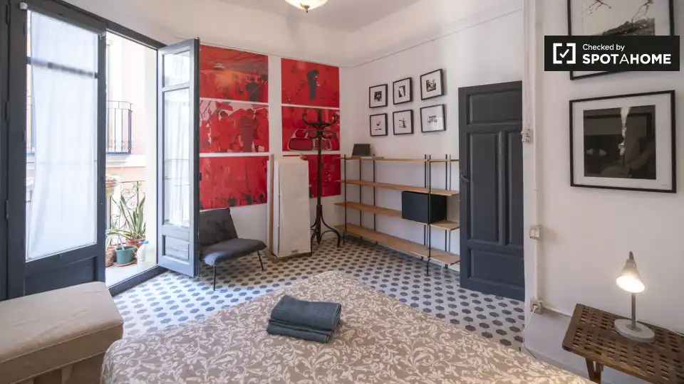Flat with terrace to rent in Ciutat Vella