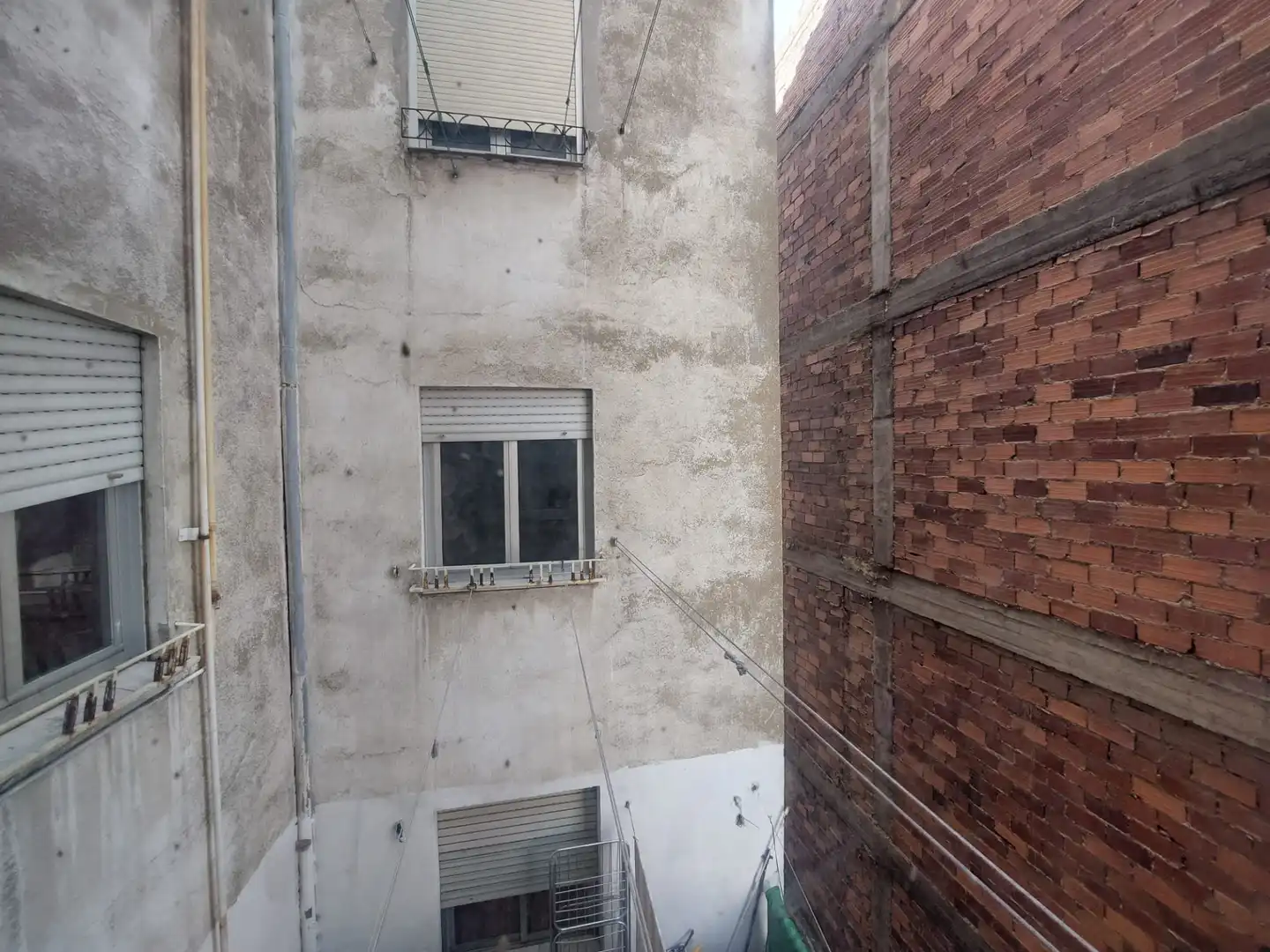 Vista exterior de Pis en venda en León Capital 
