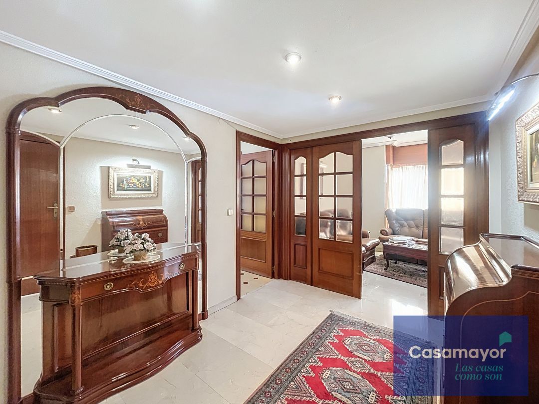 Flat for sale in Alicante / Alacant  with Air Conditioner