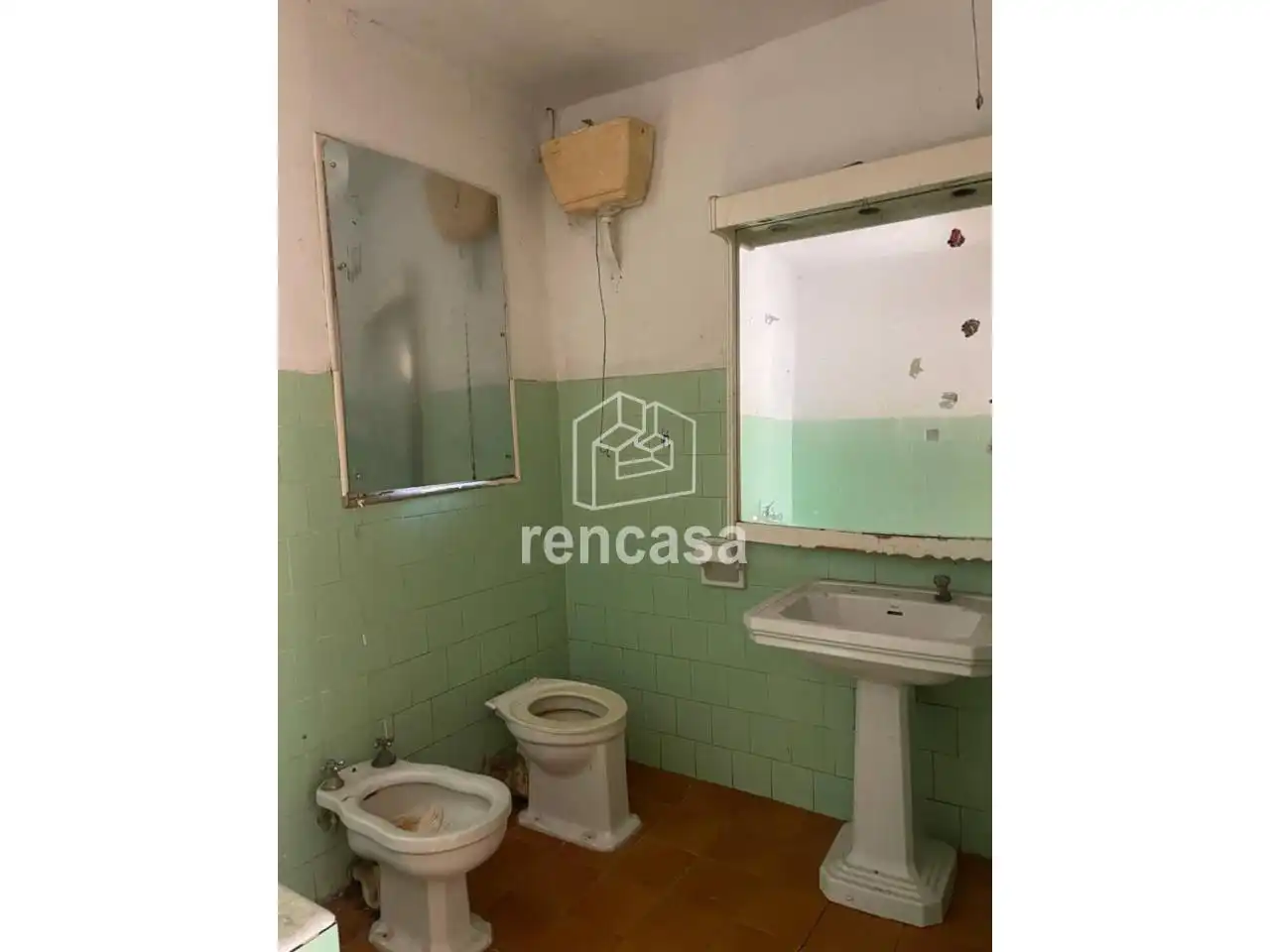 Bany de Pis en venda en Lleida amb Balcó