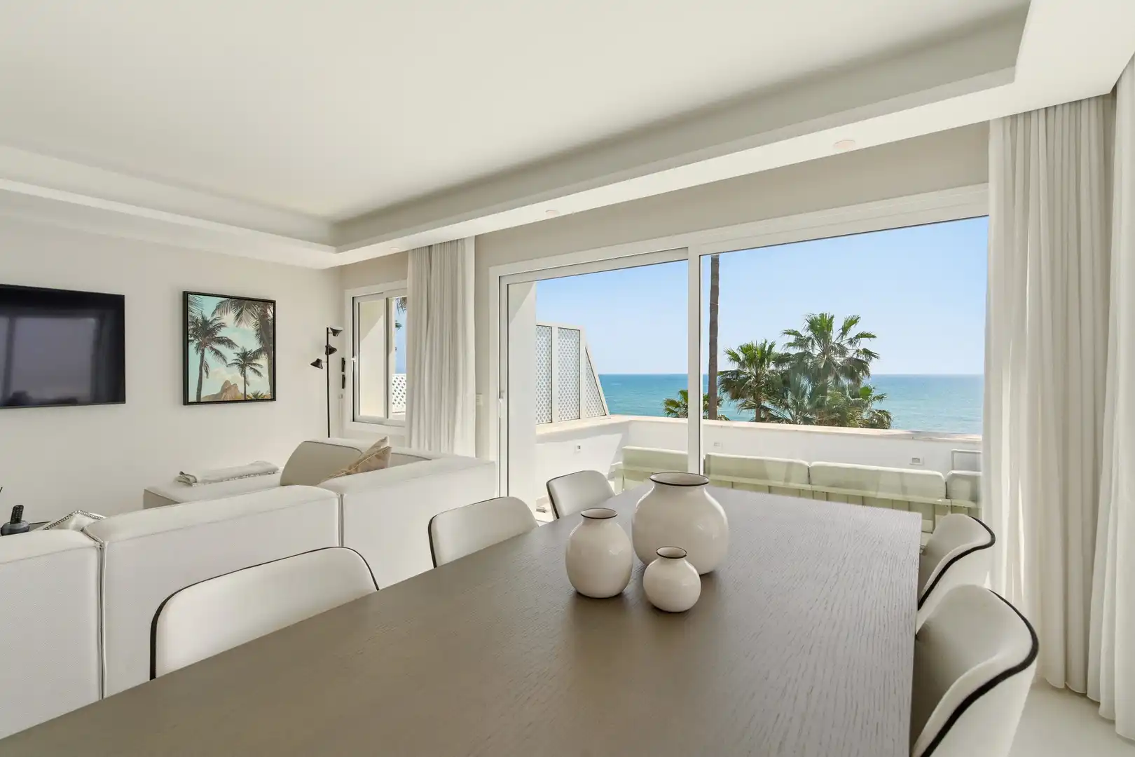 Living room of Attic for sale in Estepona  with Air Conditioner, Terrace and Swimming Pool